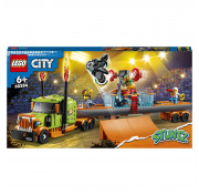 Конструктор LEGO City Stuntz 60294 Грузовик для шоу каскадёров